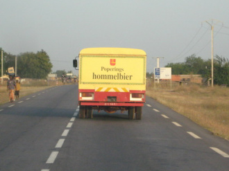 02 Camion Homelbier Entre Ouaga Et Fada